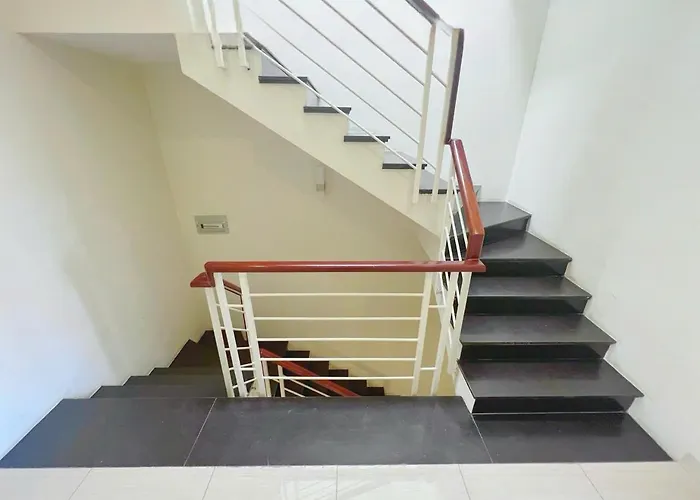 Private In Bai Chay Apartment *