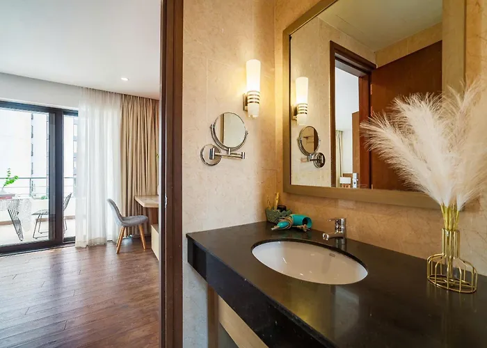 Private In Bai Chay * Hạ Long