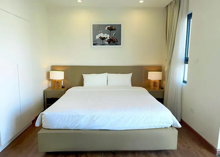 Private In Bai Chay Apartment Hạ Long